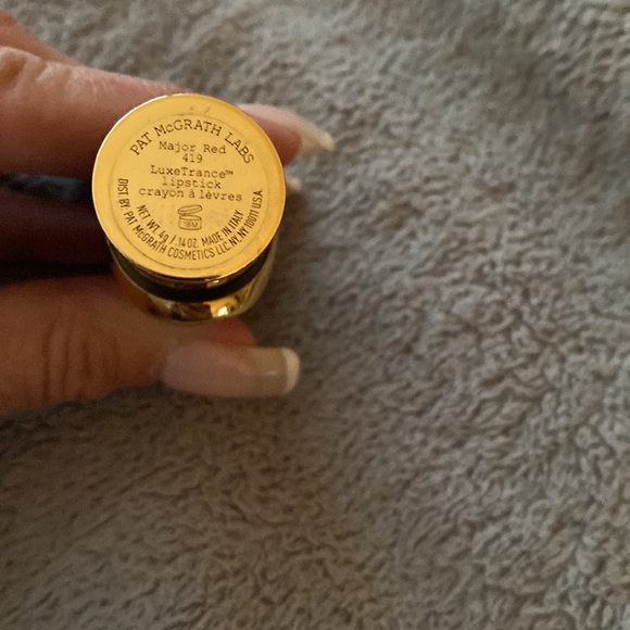 Pat McGrath Labs Luxetrance lipstick-Major Red - Picture 2 of 5